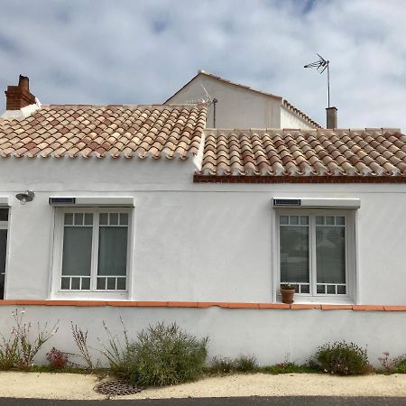 Chez Leonce Villa L'Epine  Exteriör bild